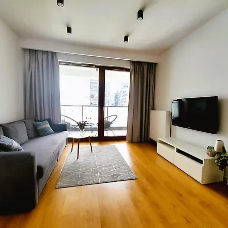 Apartment Vista Premium - Free Underground Parking - Center - Self Check-in